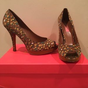 Betsey Johnson Rosy II Heels